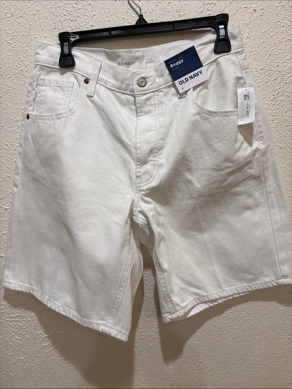 Old Navy women White Jean Shorts - Baggy Fit
